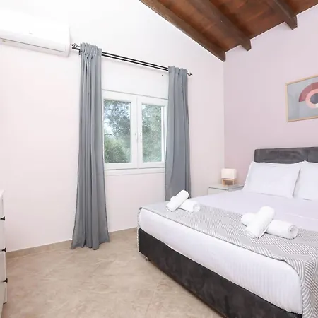 Luxury And Tranquility - Halicouna's Perfect Gem Halikounas