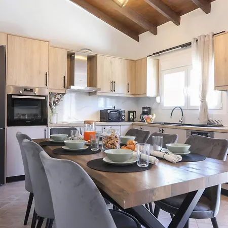 Vakantiehuis Luxury And Tranquility - Halicouna's Perfect Gem Chalikounas