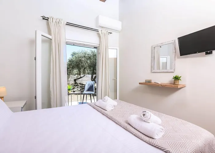 Vakantiehuis Luxury And Tranquility - Halicouna's Perfect Gem