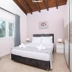 Luxury And Tranquility - Halicouna's Perfect Gem Hébergement de vacances