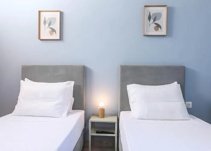 Semesterbostad Luxury And Tranquility - Halicouna's Perfect Gem Halikounas