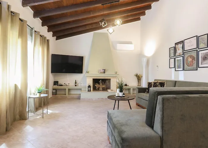 Luxury And Tranquility - Halicouna's Perfect Gem * Halikounas